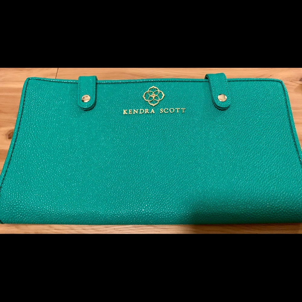Kendra Scott Jewelry Holder